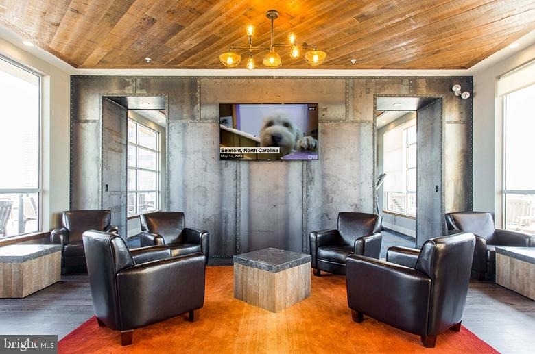 2121 Market Street - Photo 15