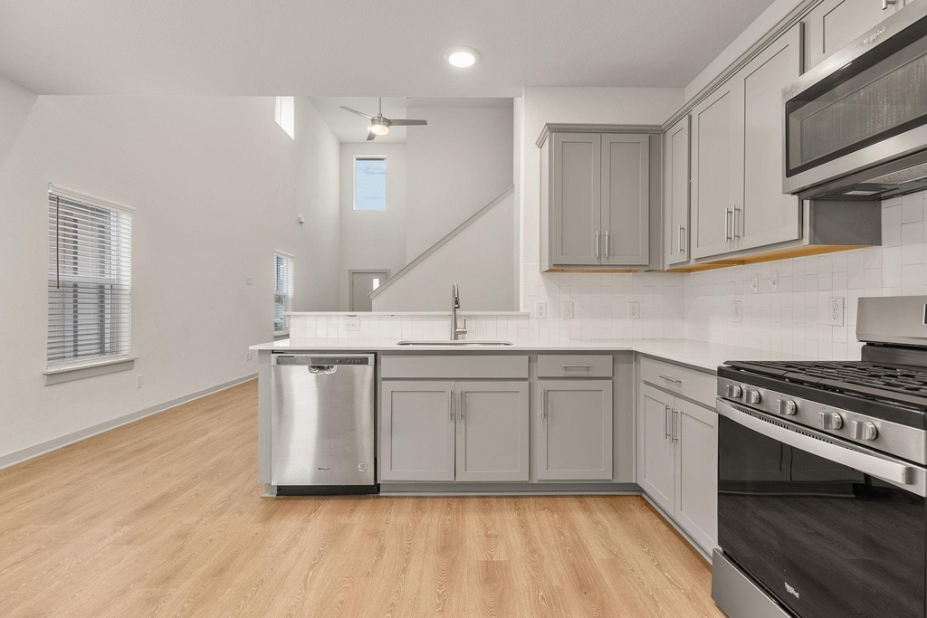 117 New Hampton Way - Photo 10