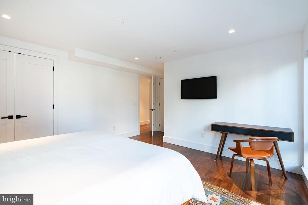 815 S 20th Street - Photo 18