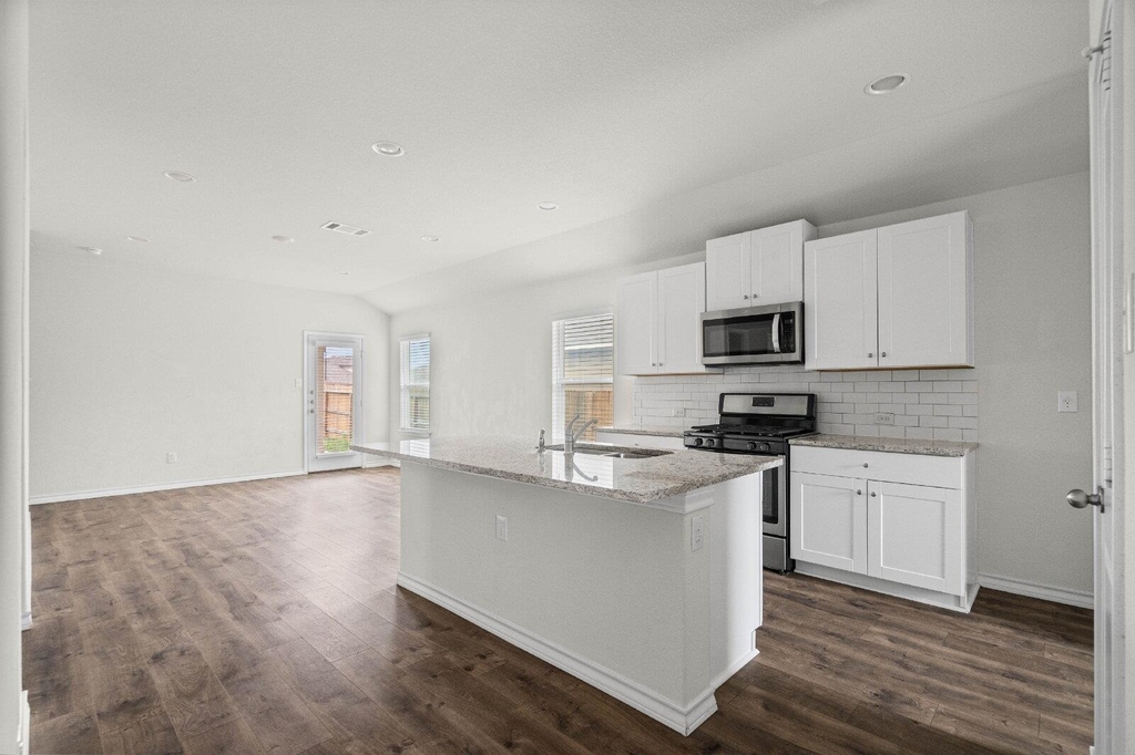 388 Arbor Hills - Photo 2