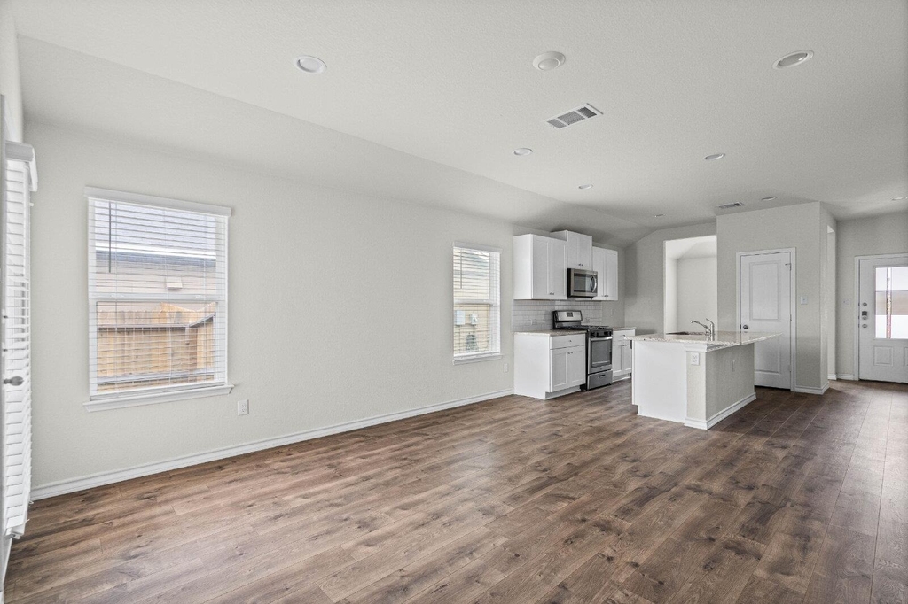 388 Arbor Hills - Photo 8