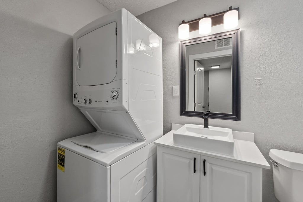 1220 W Anderson Ln - Photo 11