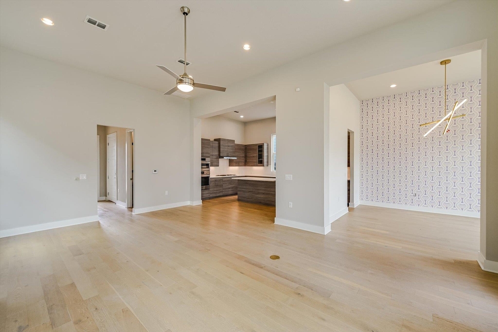 6133 Florencia Ln - Photo 4