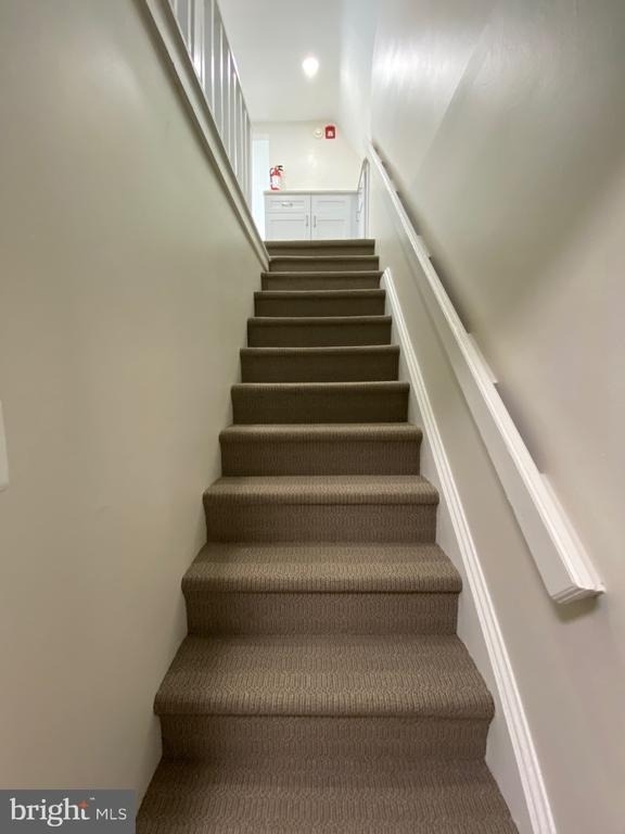478 E Main Street - Photo 2