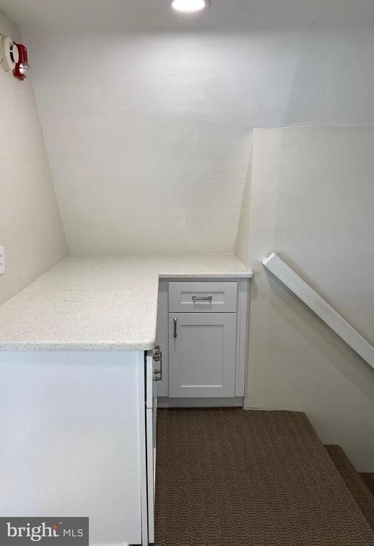 478 E Main Street - Photo 4