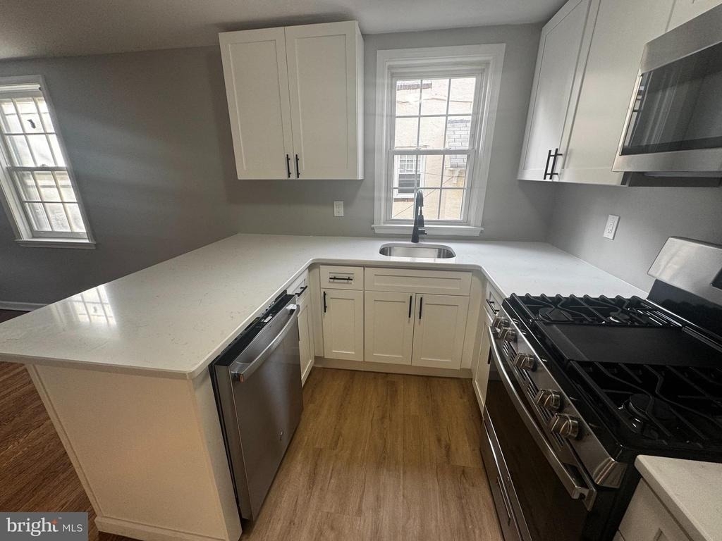 2315 Haverford Road - Photo 3