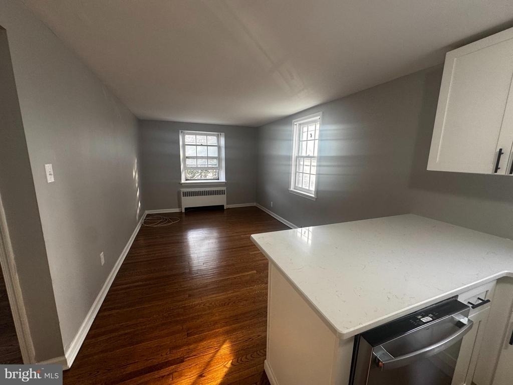 2315 Haverford Road - Photo 4