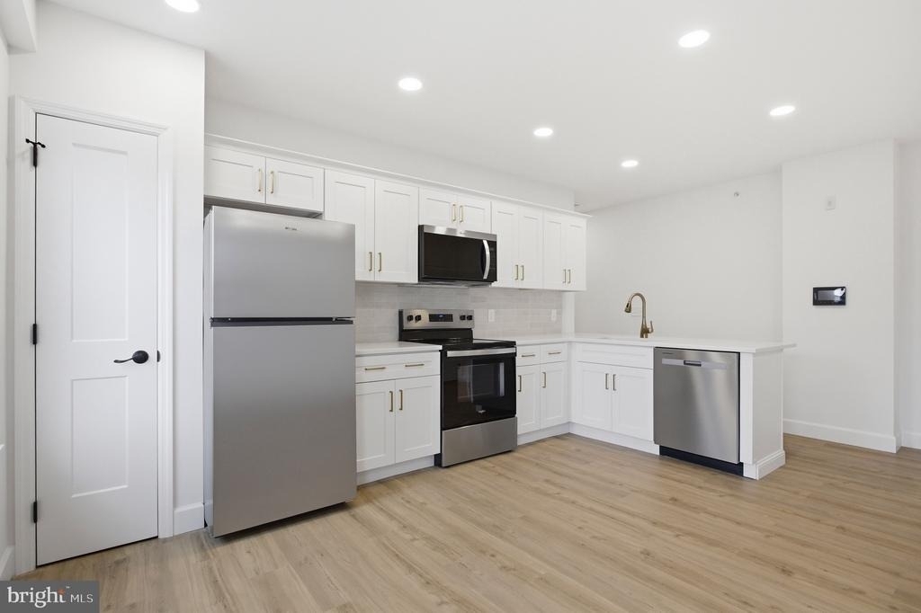 100 W Front Street - Photo 3