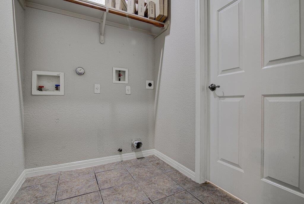 1702 Singleton Ave - Photo 6