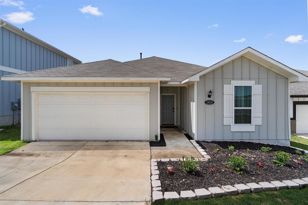 11620 Comano Dr - Photo 0