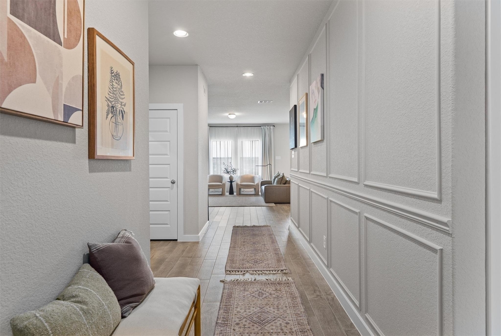 11620 Comano Dr - Photo 2