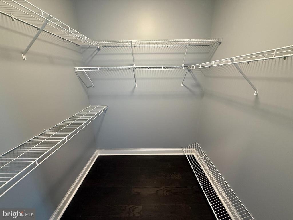 200 N Sycamore Street - Photo 10