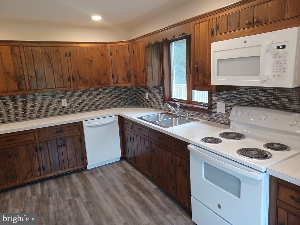 1525 Yardley Newtown Road - Photo 3