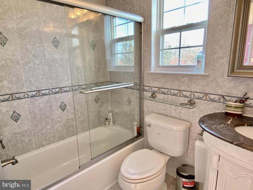 240 William Livingston Court - Photo 20
