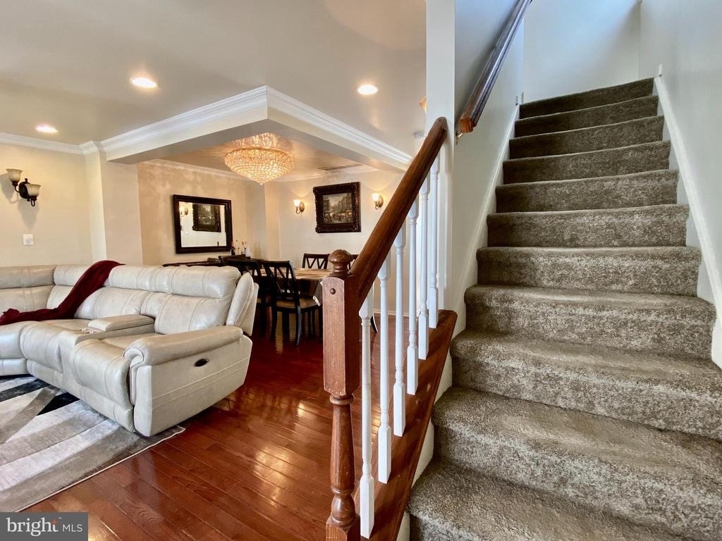 240 William Livingston Court - Photo 12
