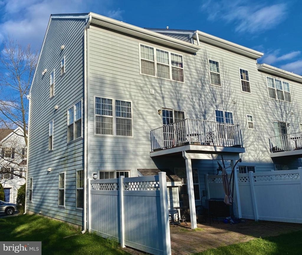 240 William Livingston Court - Photo 34