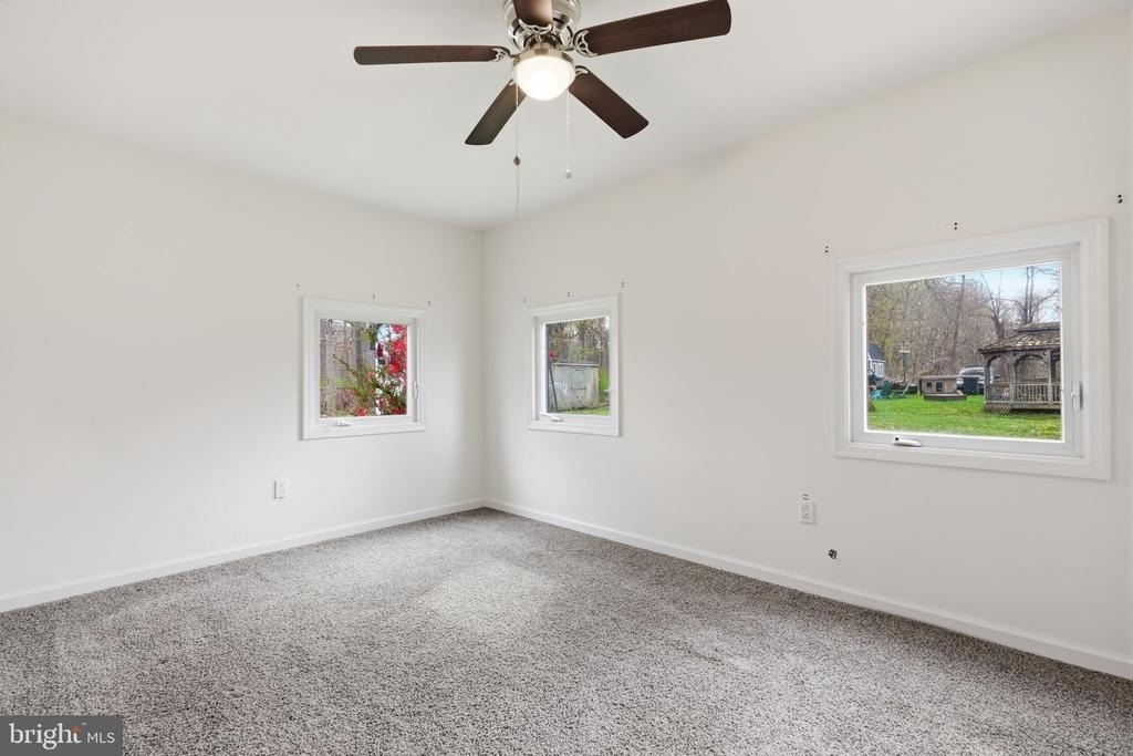 25 Diverty Road - Photo 12