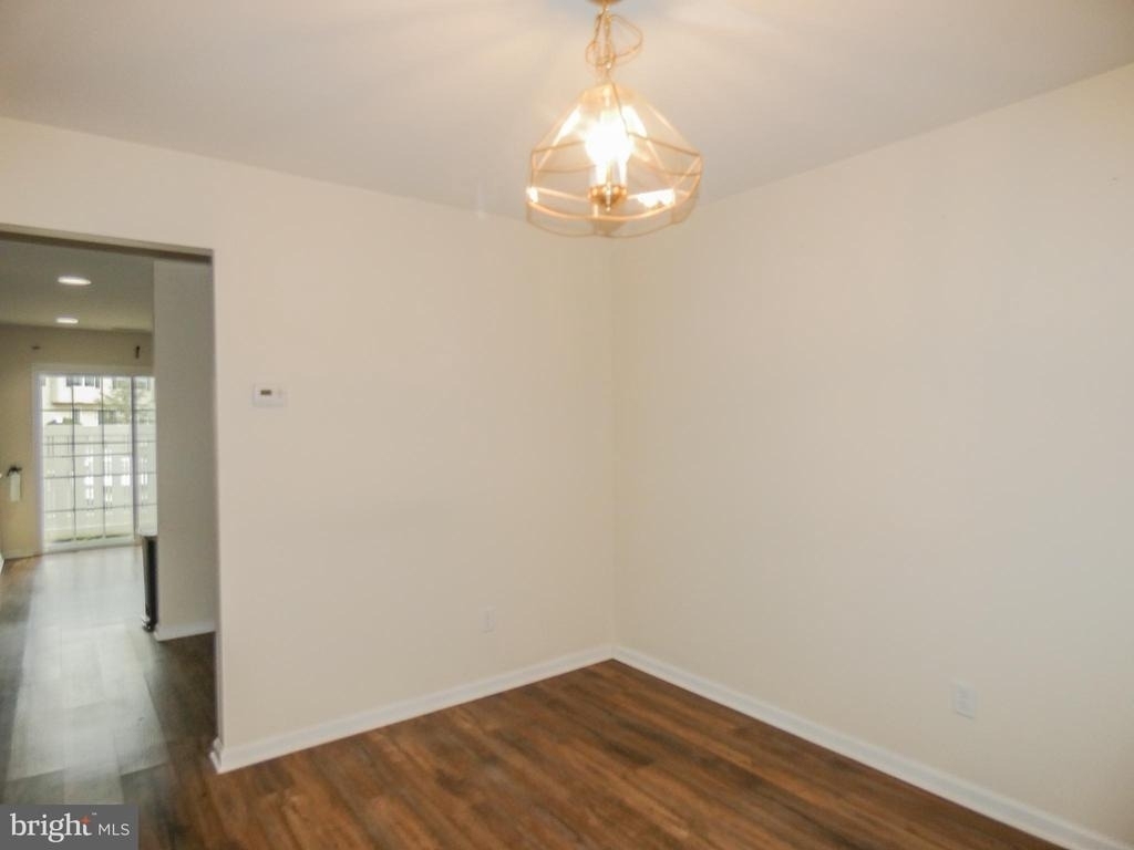 2105 Lexington Mews - Photo 15