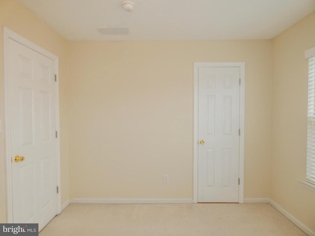 2105 Lexington Mews - Photo 37
