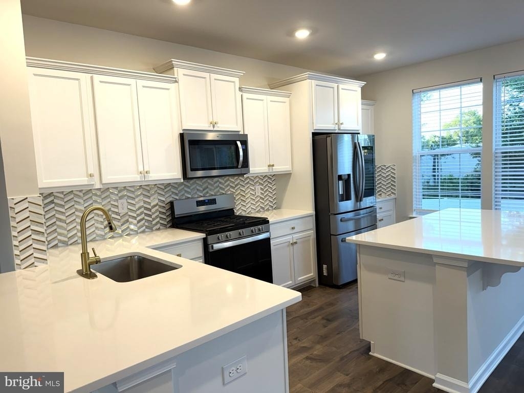 1 Autumn Park Boulevard - Photo 14