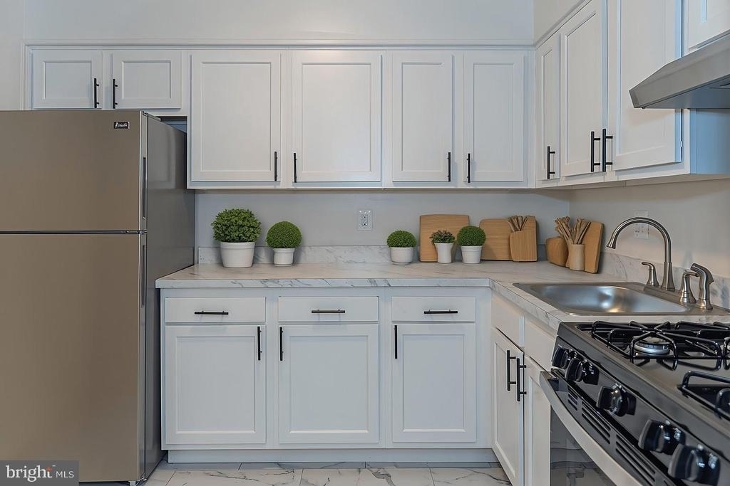 5200 Quincy Street - Photo 6