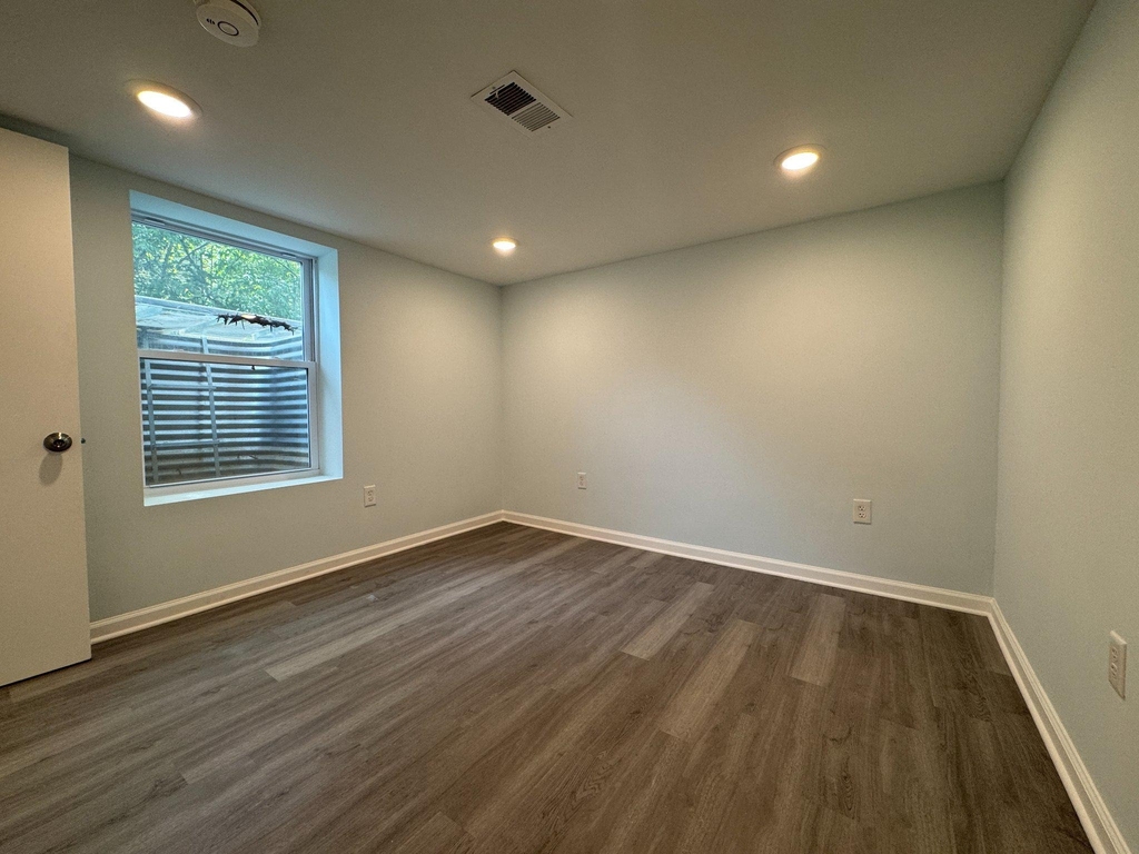 9405 Rhode Island Avenue - Photo 22