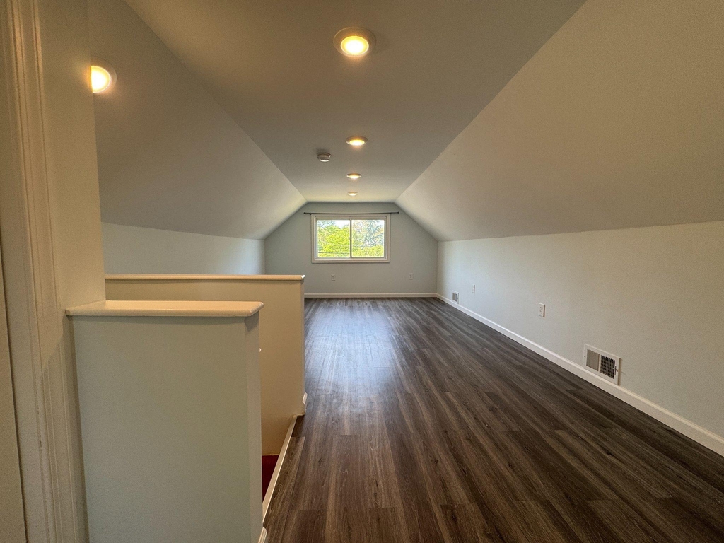 9405 Rhode Island Avenue - Photo 18