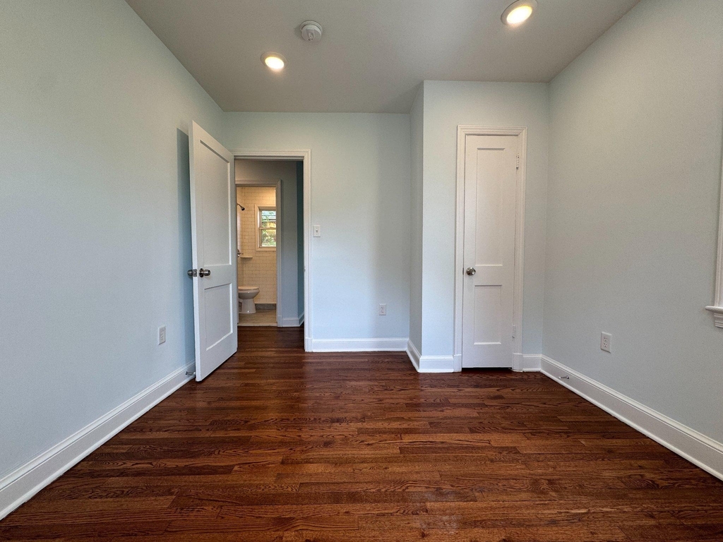 9405 Rhode Island Avenue - Photo 11