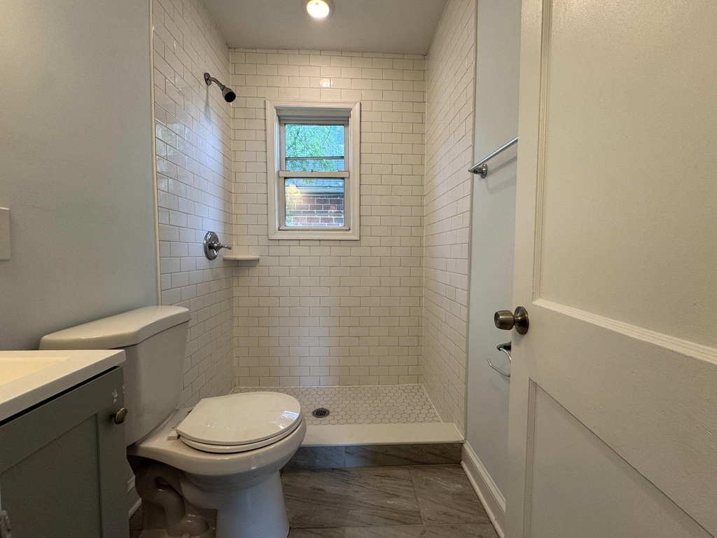 9405 Rhode Island Avenue - Photo 7