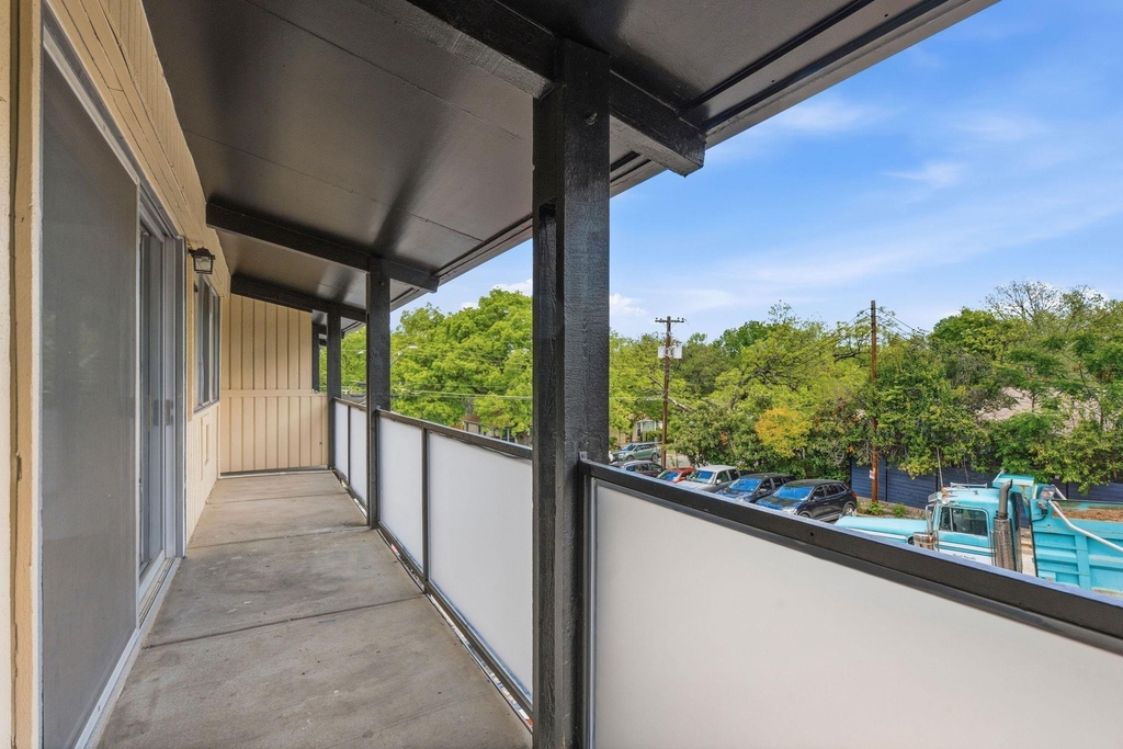 2910 Medical Arts St - Photo 10