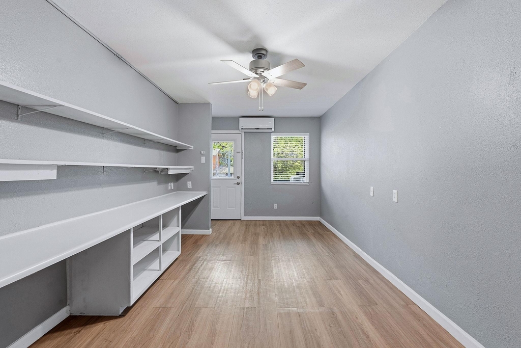 2910 Medical Arts St - Photo 5