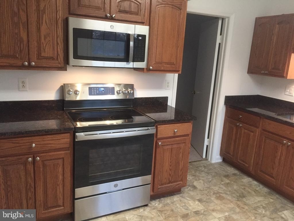 14827 Belle Ami Drive - Photo 3