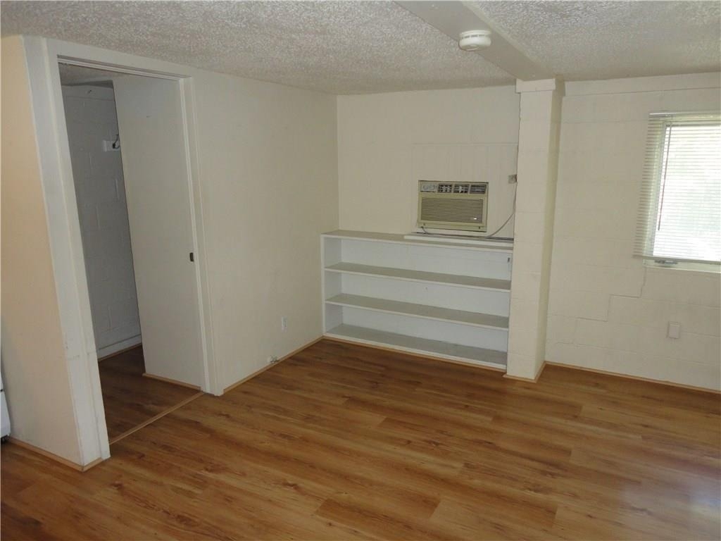 3205 Grooms St - Photo 7