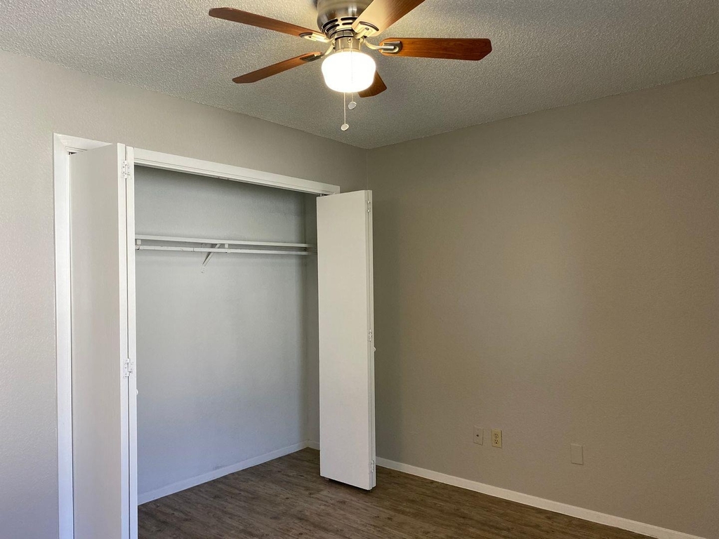 510 Willowbend Cv - Photo 3