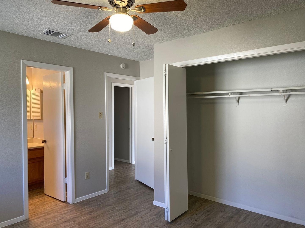 510 Willowbend Cv - Photo 6