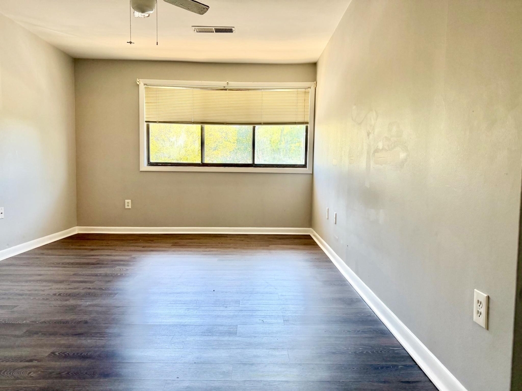 140 Royal Oak Drive - Photo 12