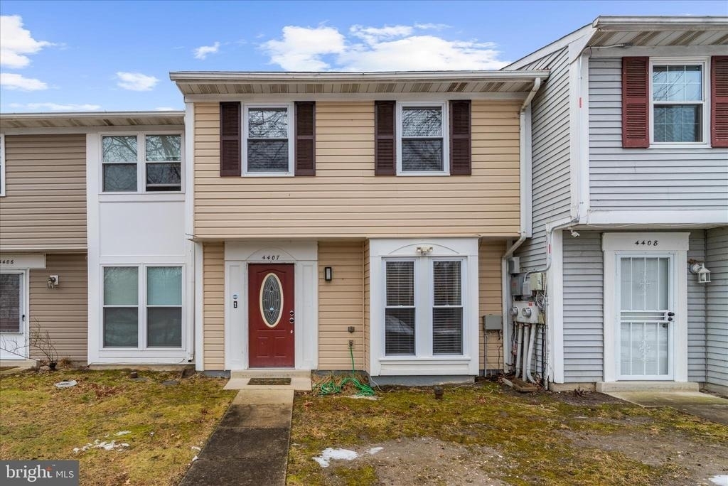 4407 Eagle Court - Photo 0