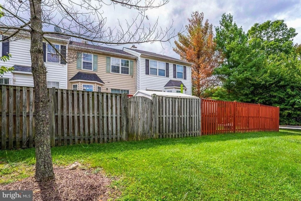 10763 Esprit Place - Photo 39