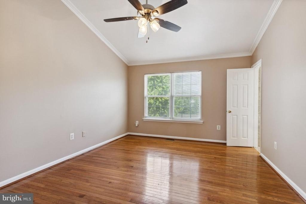 10763 Esprit Place - Photo 13