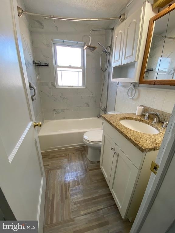 2167 Graythorn Road - Photo 12
