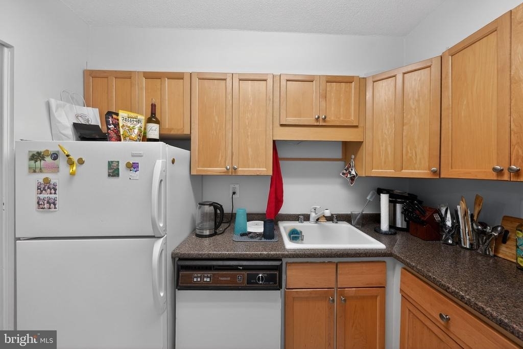 429 N Street Sw - Photo 1