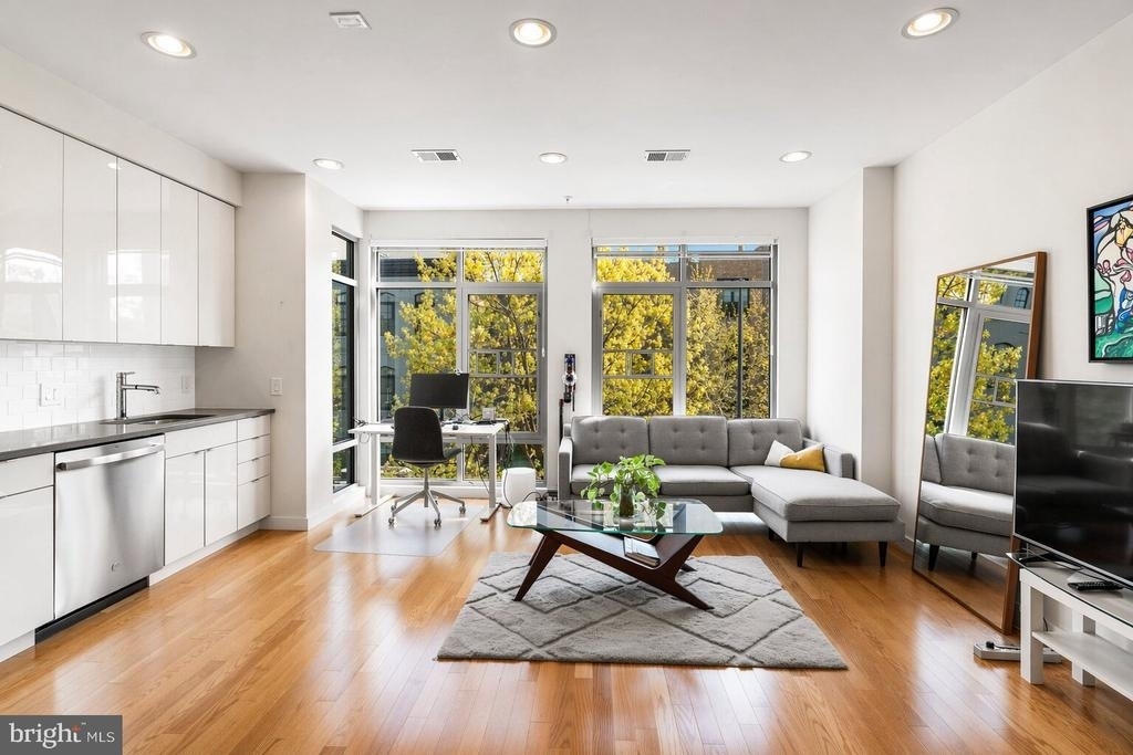 435 R Street Nw - Photo 0
