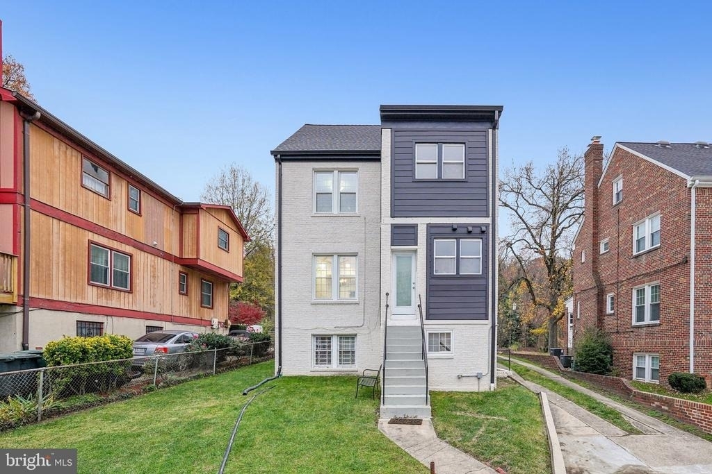 3422 Pennsylvania Avenue Se - Photo 50