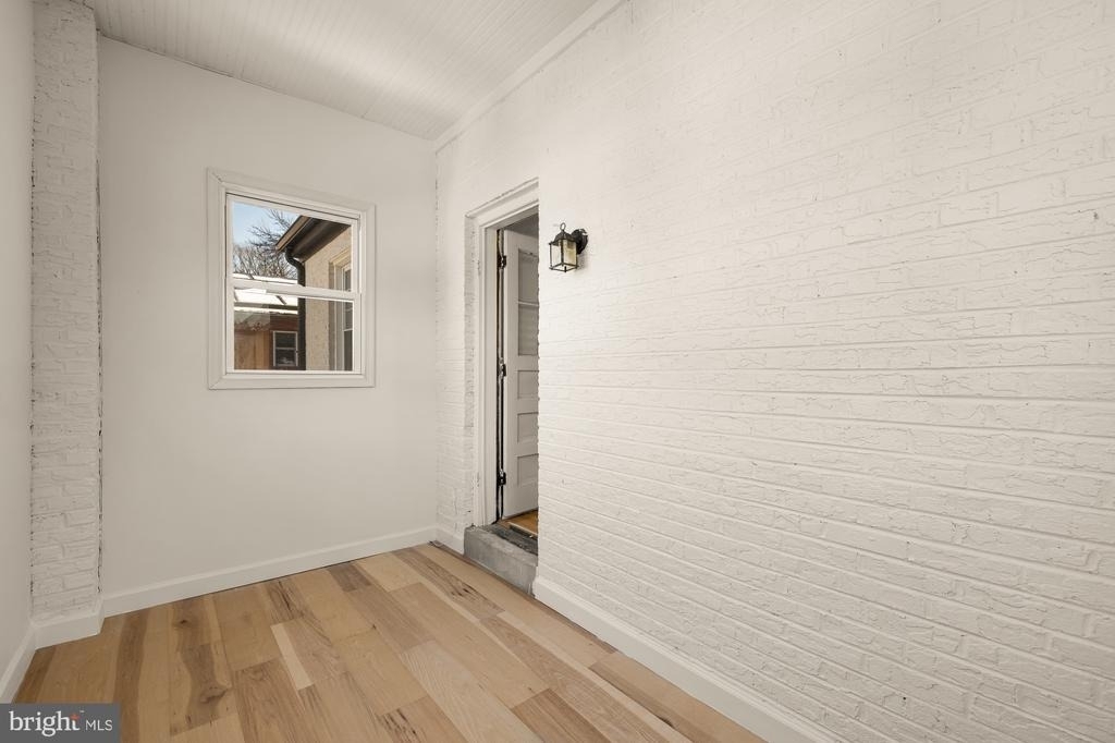 3422 Pennsylvania Avenue Se - Photo 31