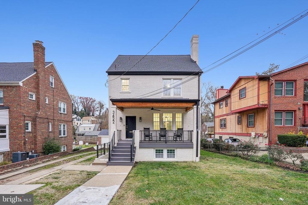 3422 Pennsylvania Avenue Se - Photo 2