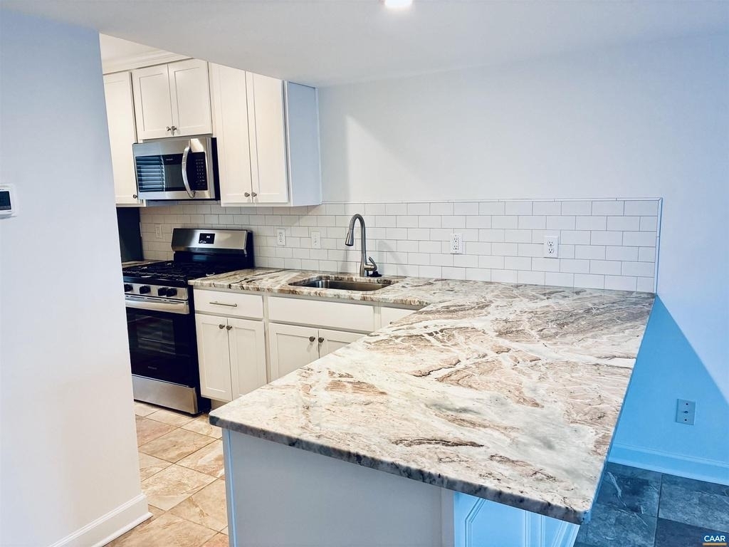 210 Saponi Ln - Photo 6