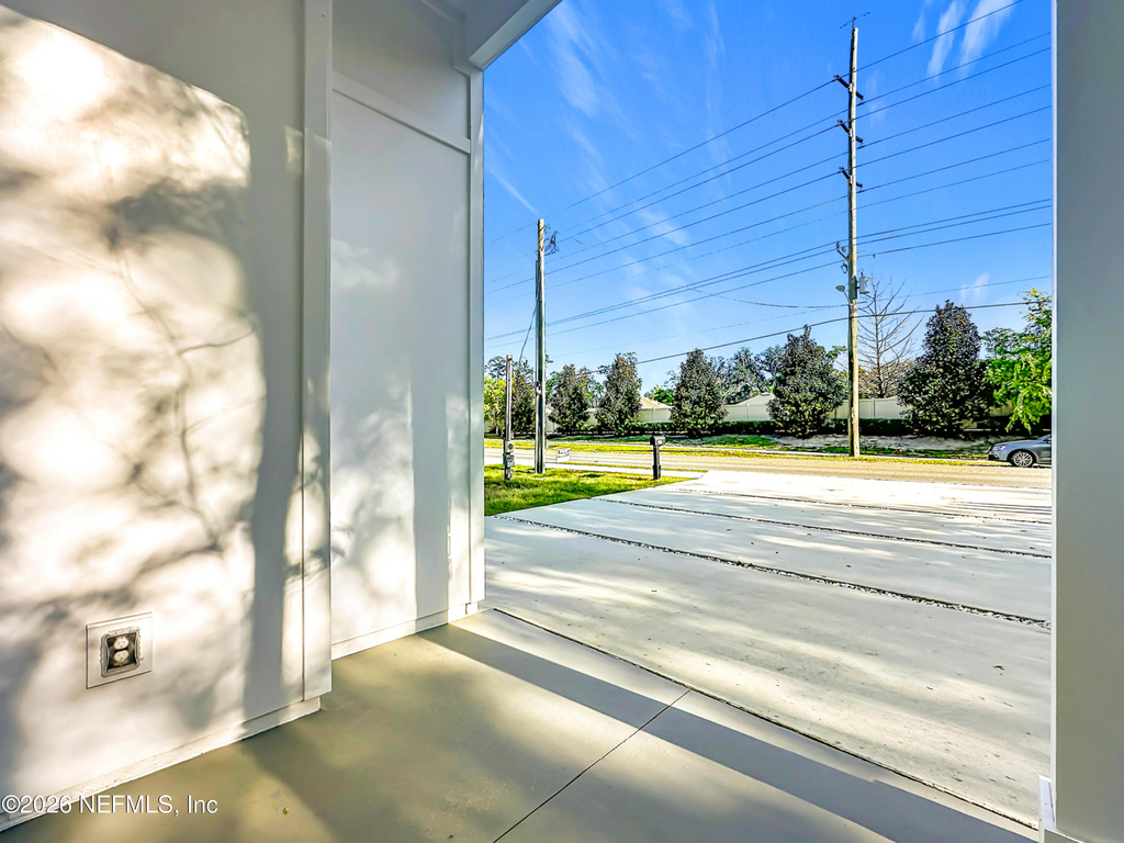 8912 Hogan Road - Photo 10