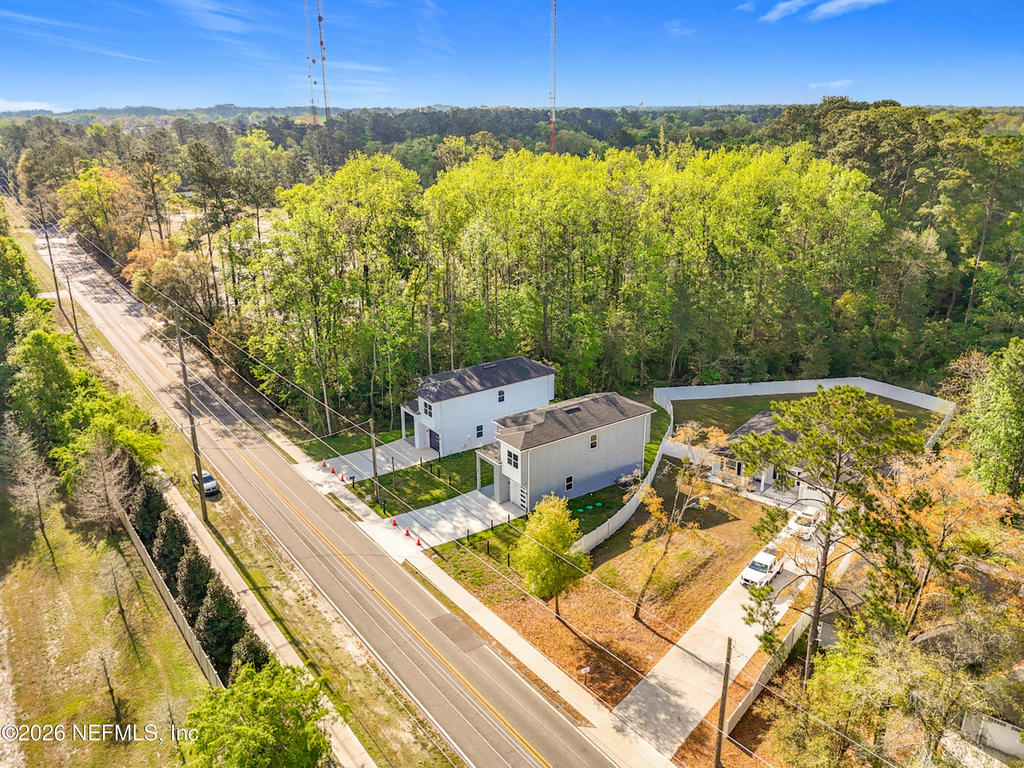 8912 Hogan Road - Photo 2