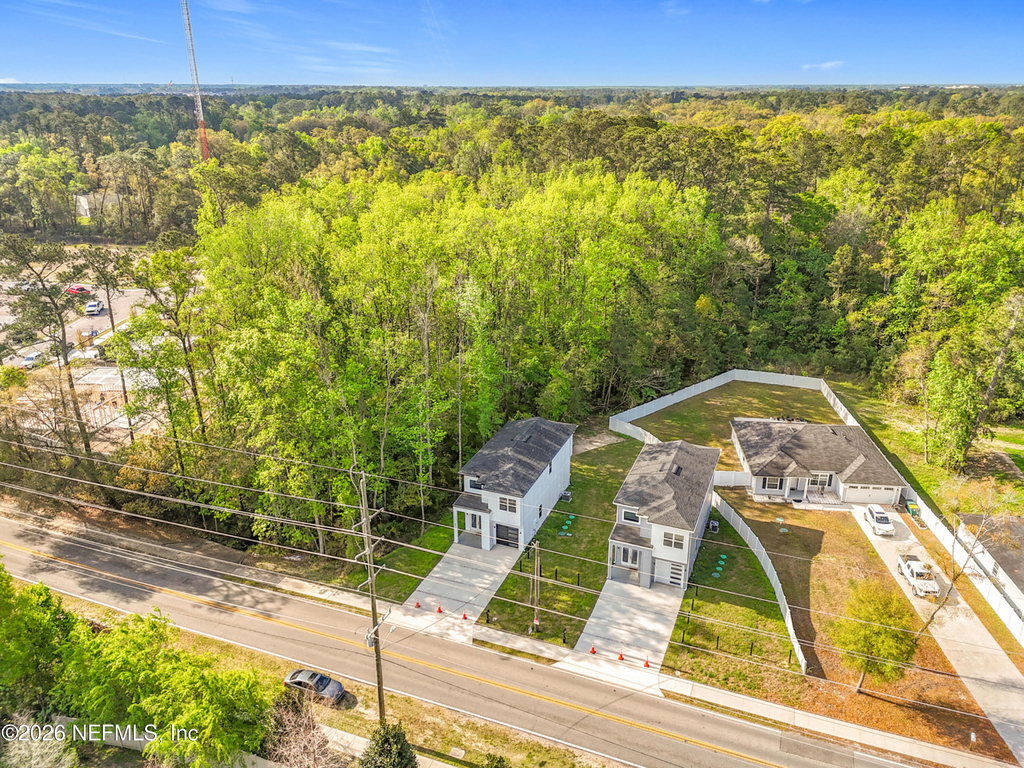 8912 Hogan Road - Photo 3