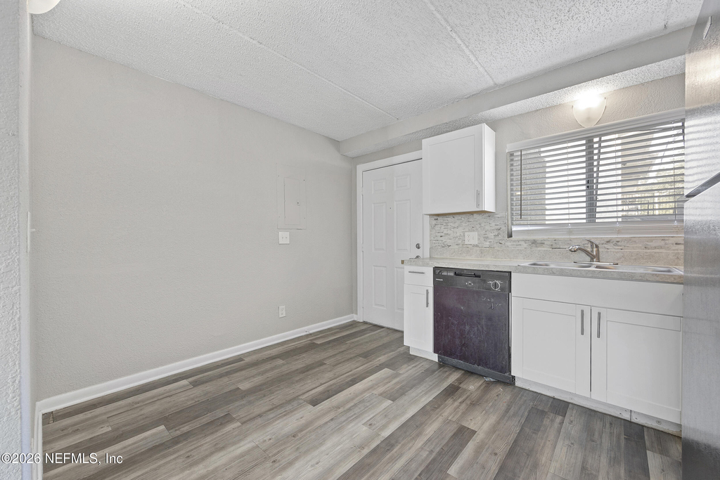 2943 Spring Park Road - Photo 26